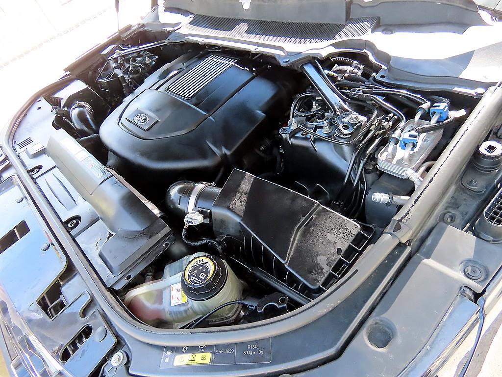 Land Rover Range Rover Sport — photo 19