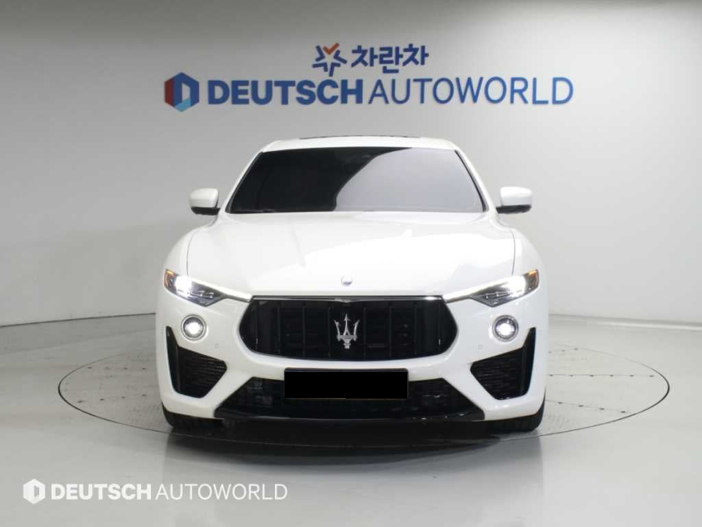 Maserati Levante — photo 03