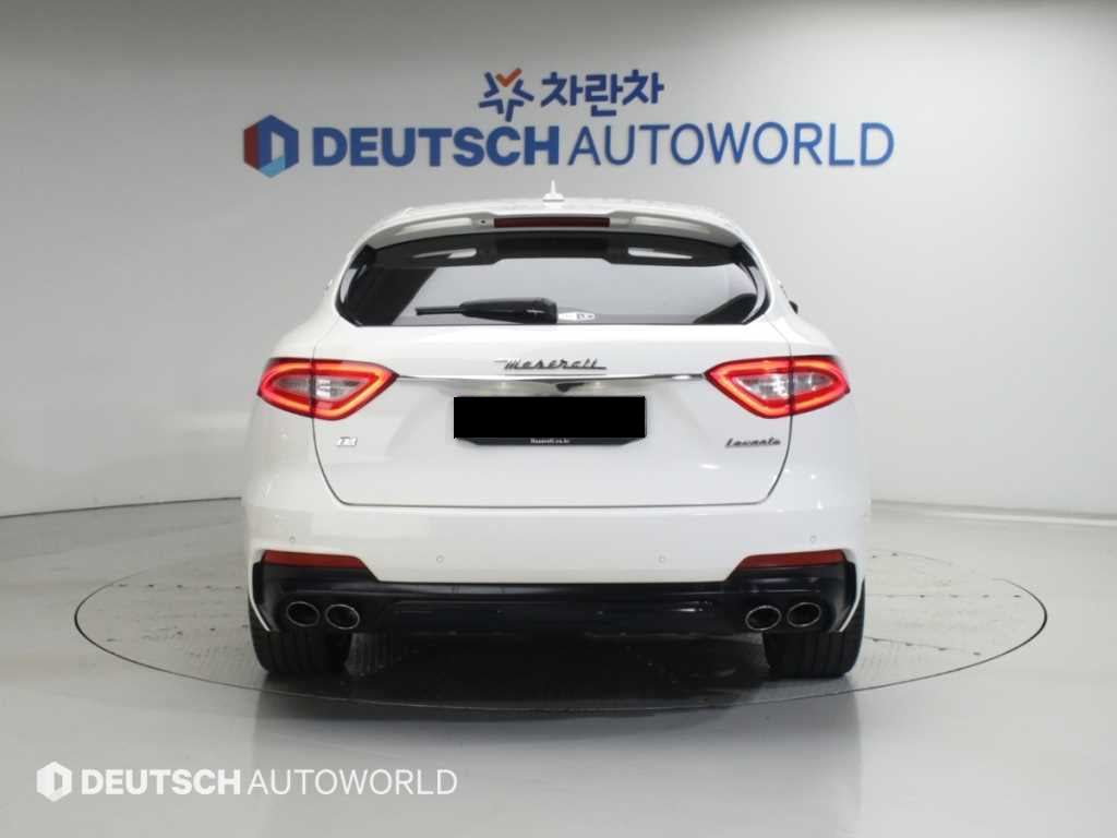 Maserati Levante — photo 04