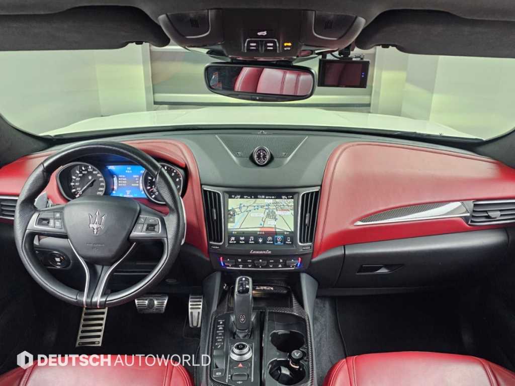 Maserati Levante — photo 07