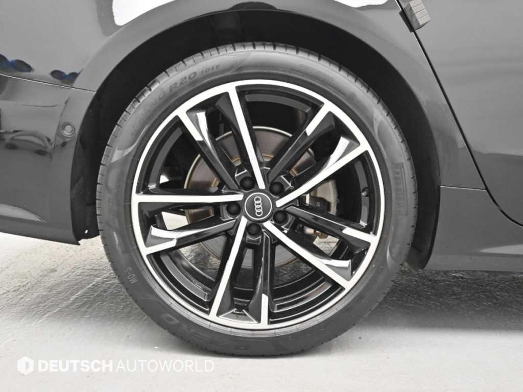 Audi A7 — photo 05