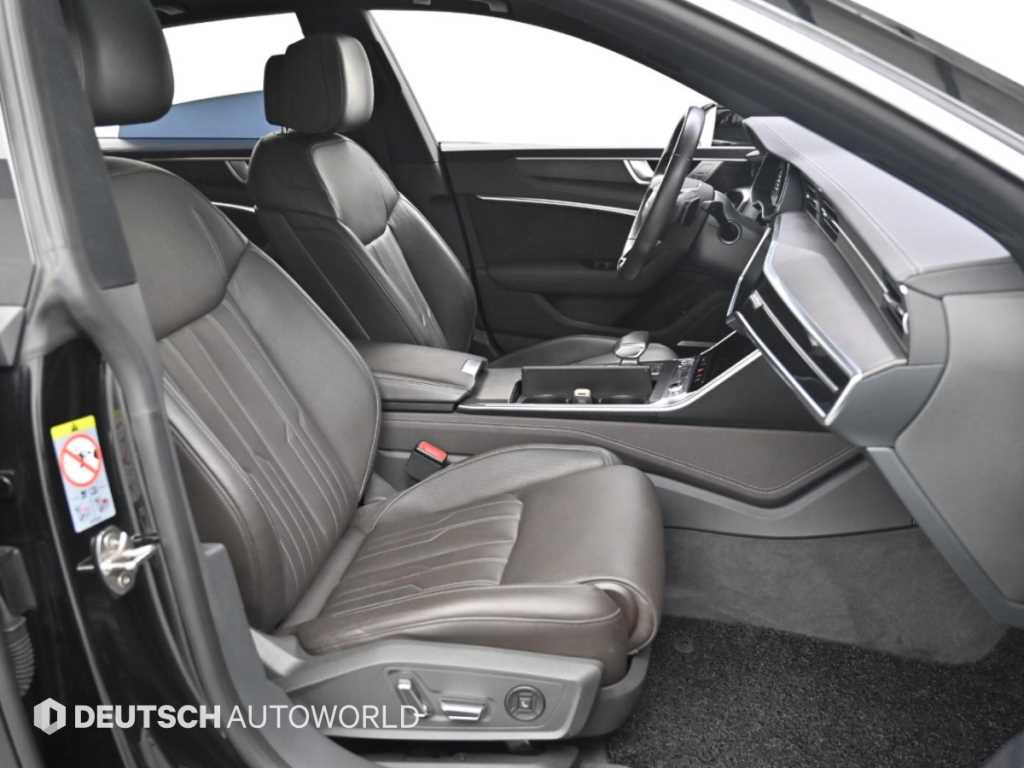 Audi A7 — photo 10