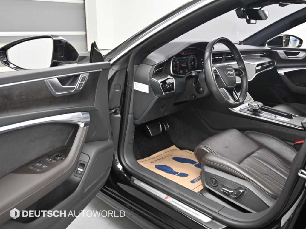 Audi A7 — photo 11