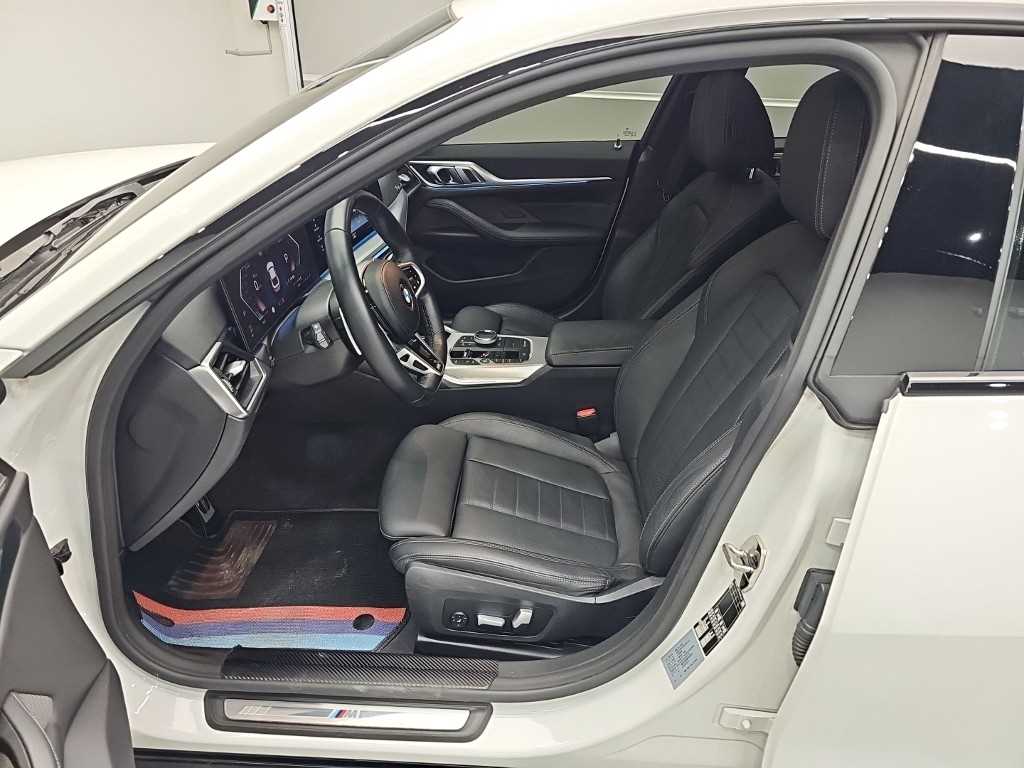 BMW 4-Series — photo 11