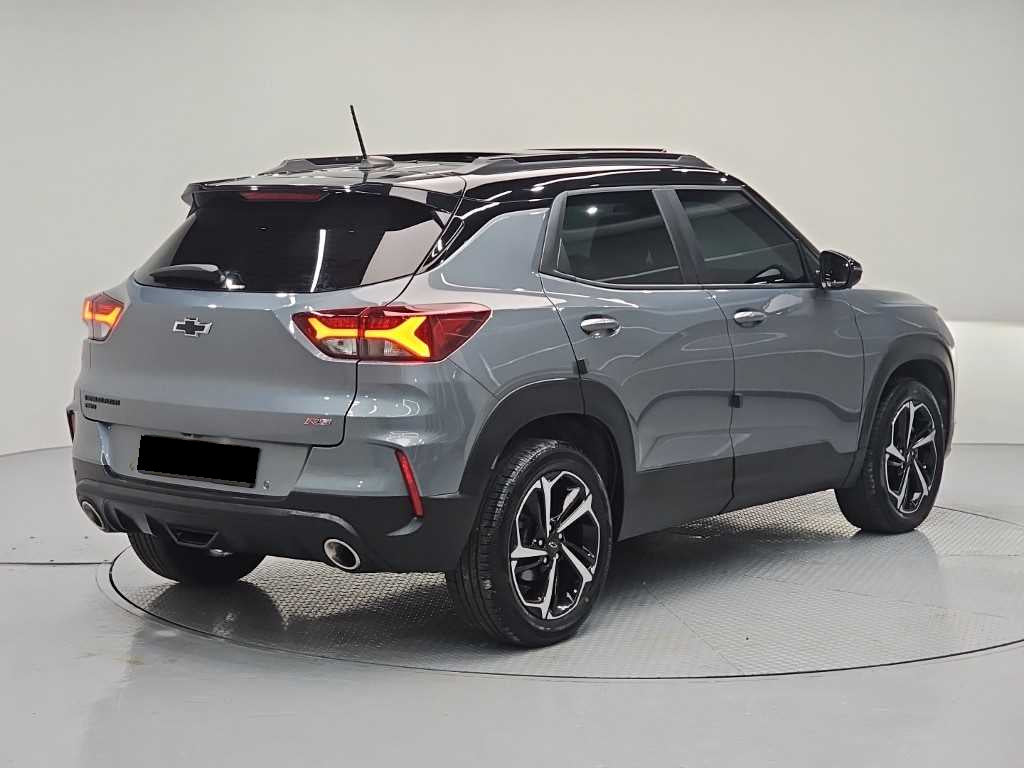 CHEVROLET Trailblazer — photo 04