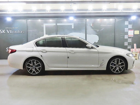 BMW 5-Series — photo 03