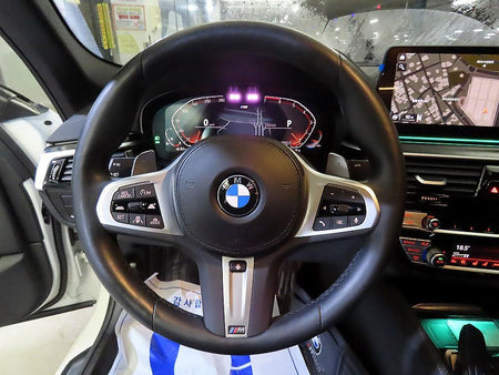 BMW 5-Series — photo 08