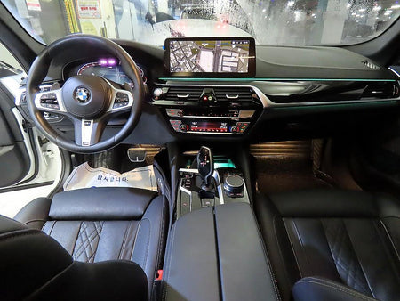 BMW 5-Series — photo 10