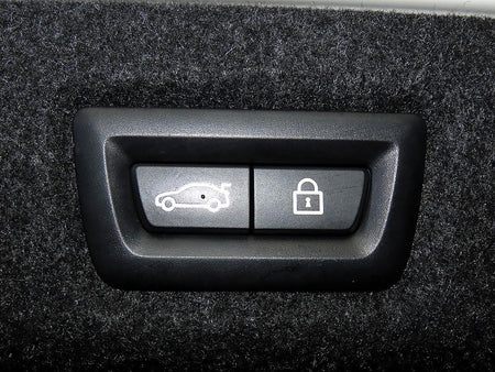 BMW 5-Series — photo 17