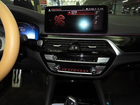 BMW 5-Series — photo 11