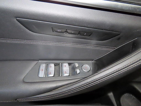 BMW 5-Series — photo 13