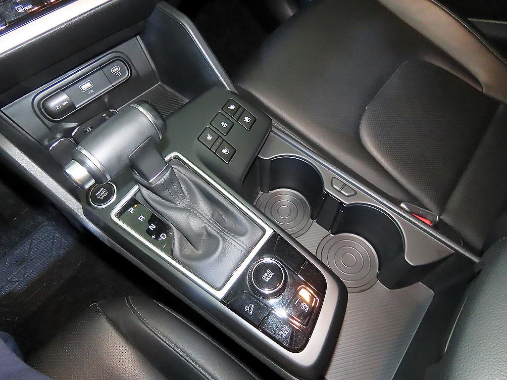 Kia Sportage — photo 12