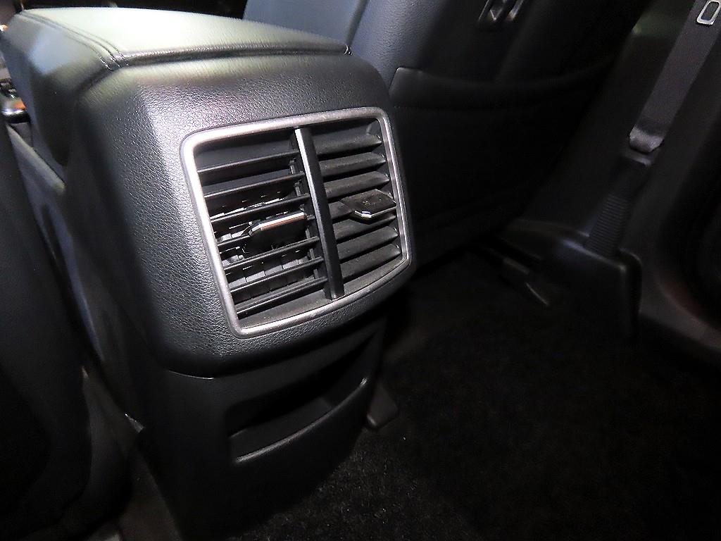 Kia Sportage — photo 16