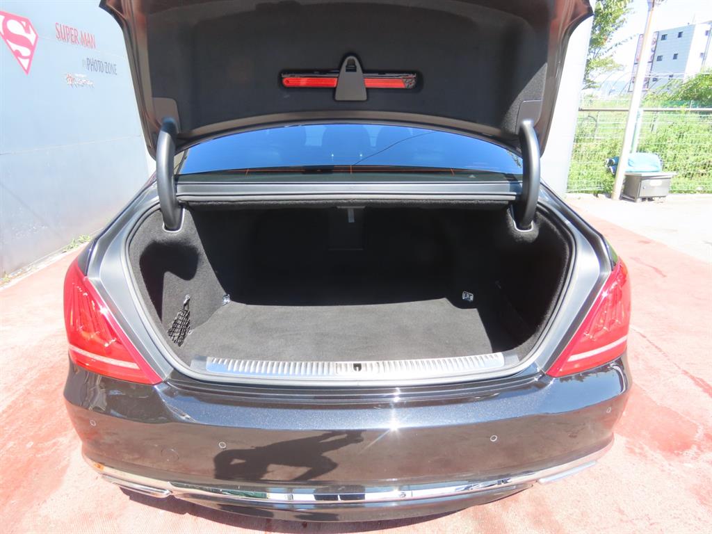 Genesis EQ900 — photo 05