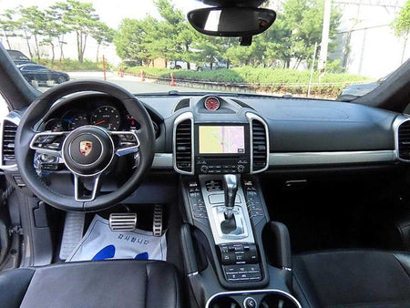 Porsche Cayenne — photo 07