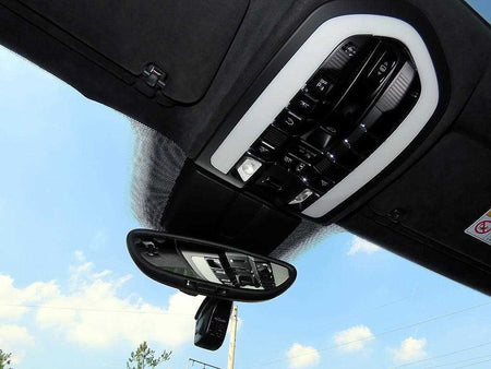 Porsche Cayenne — photo 13
