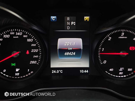 Mercedes-Benz C-Class — photo 08