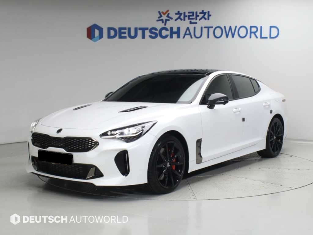 Kia Stinger — photo 01