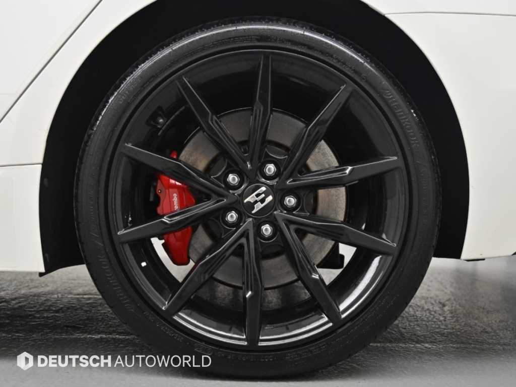 Kia Stinger — photo 05