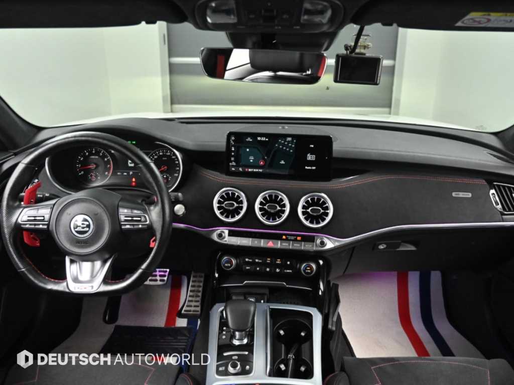 Kia Stinger — photo 07