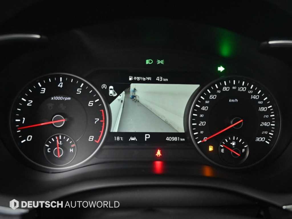 Kia Stinger — photo 08
