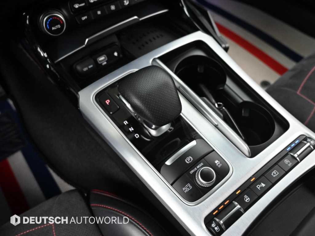 Kia Stinger — photo 09