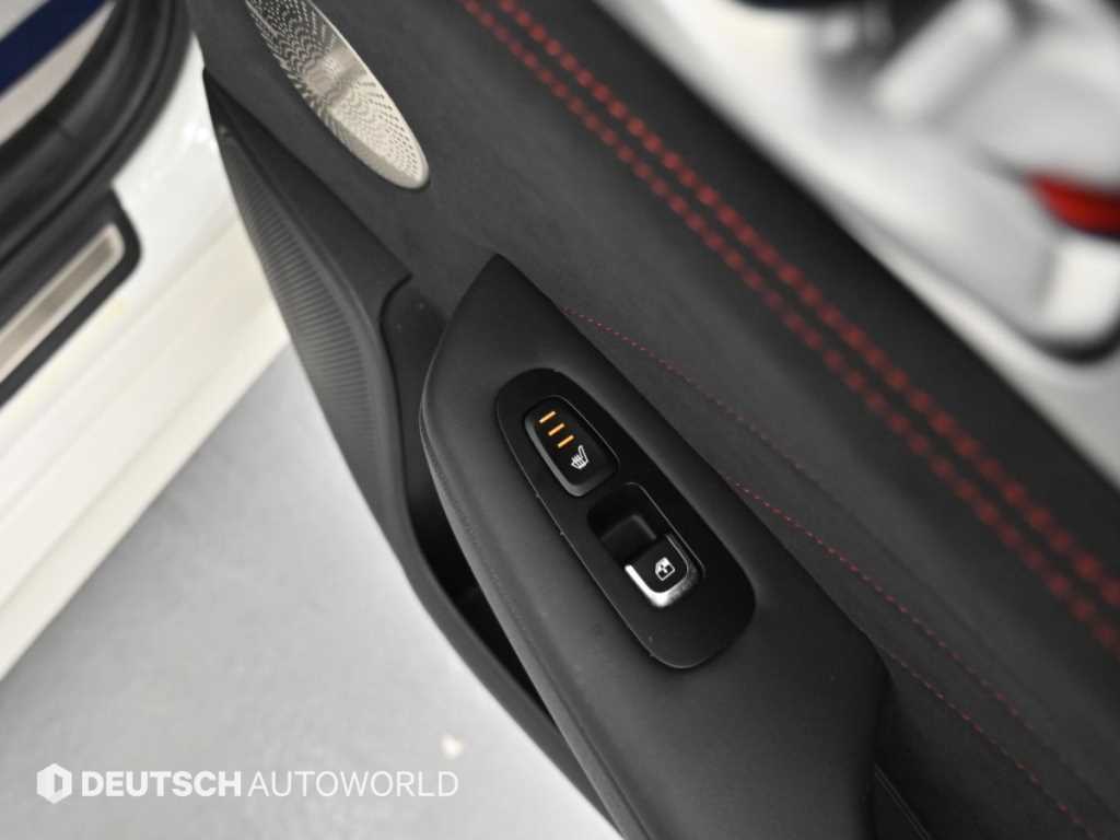 Kia Stinger — photo 16