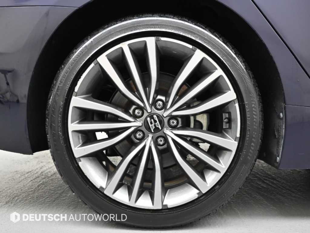 Kia Stinger — photo 05