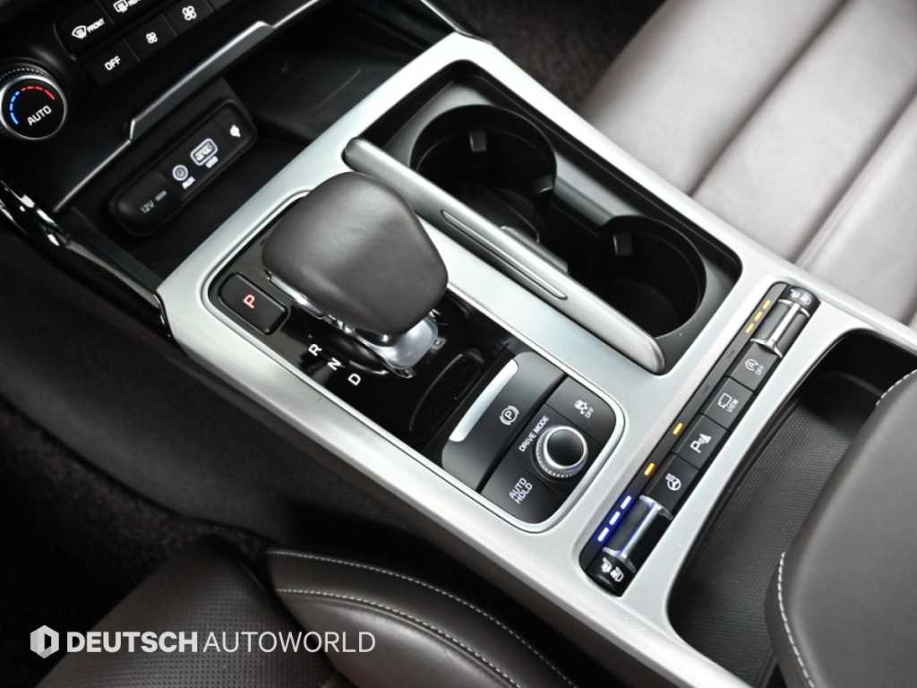 Kia Stinger — photo 09