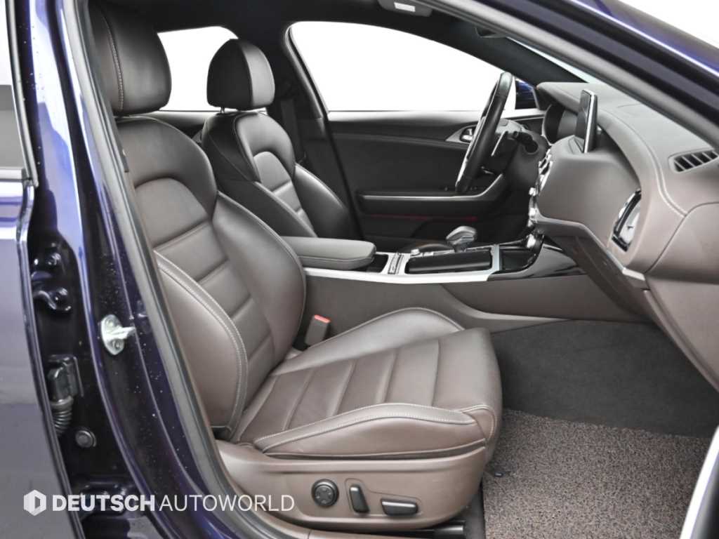 Kia Stinger — photo 10