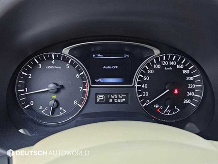 Nissan Altima — photo 06