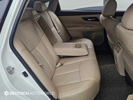 Nissan Altima — photo 10