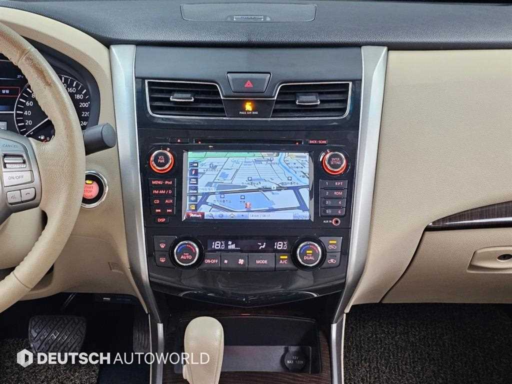 Nissan Altima — photo 12
