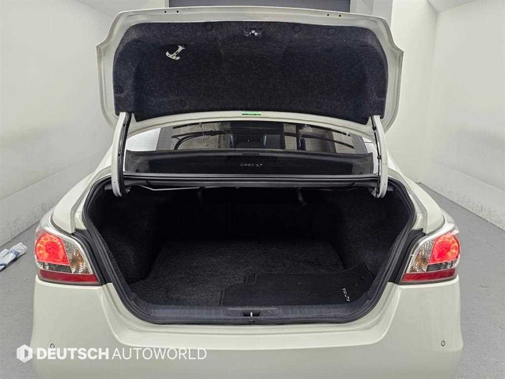 Nissan Altima — photo 19