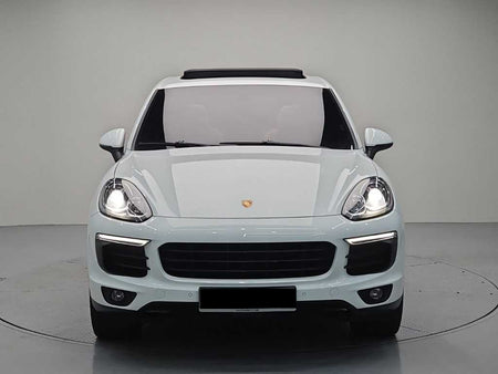Porsche Cayenne — photo 02