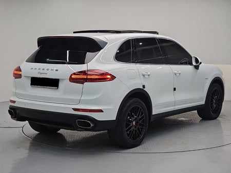 Porsche Cayenne — photo 04