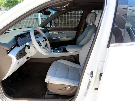 Genesis GV70 — photo 05