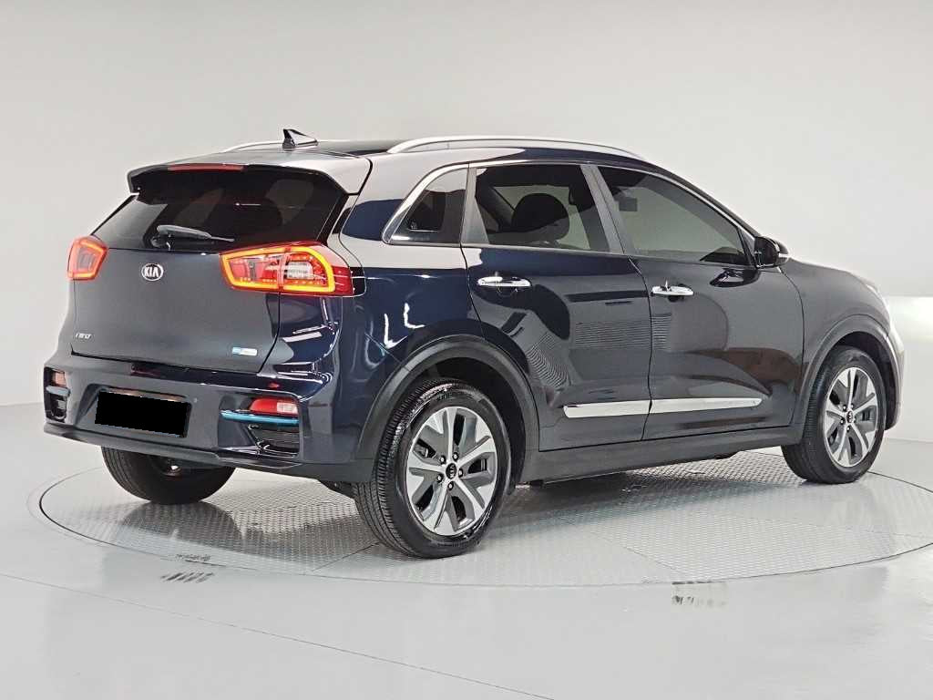 Kia Niro — photo 04