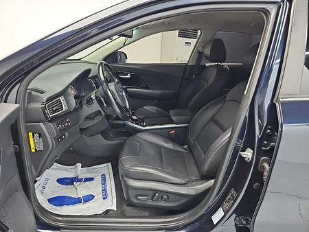 Kia Niro — photo 11
