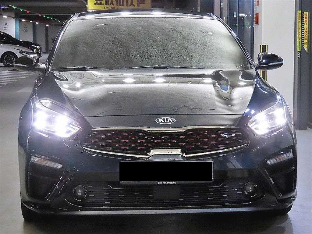 Kia K3 — photo 02