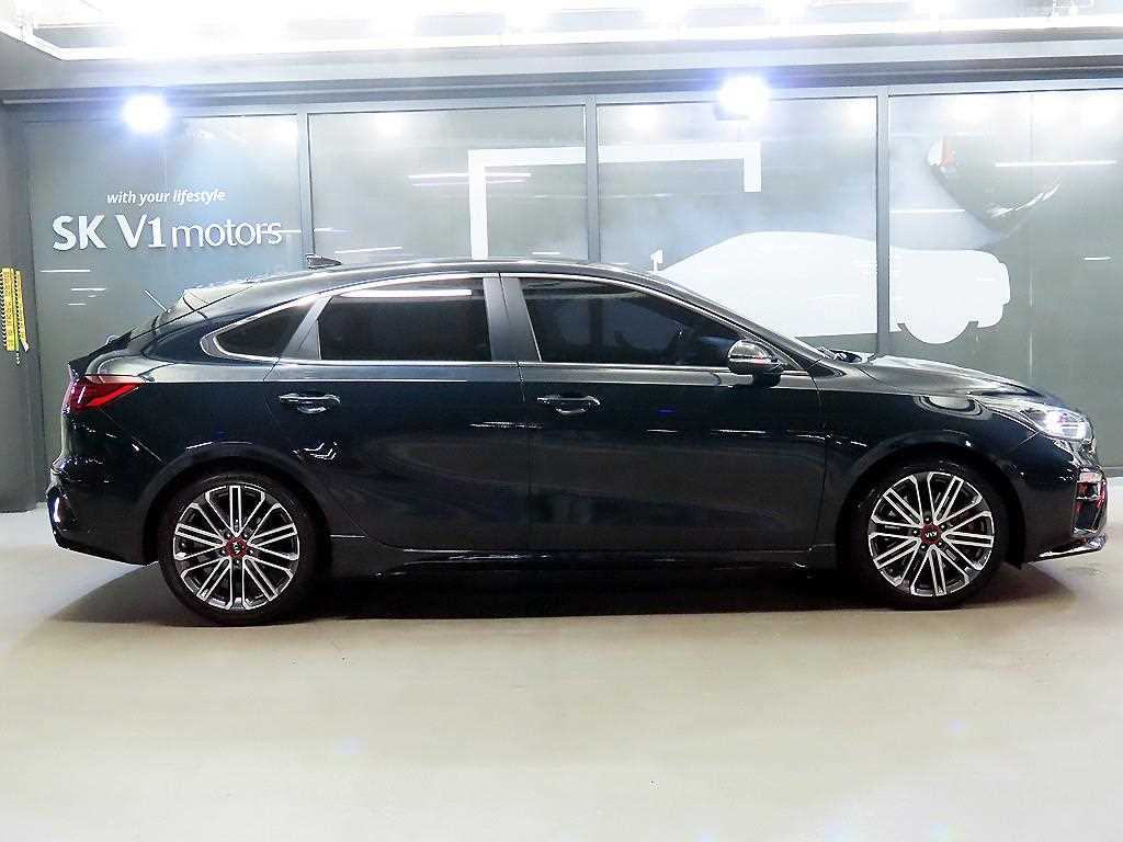 Kia K3 — photo 03