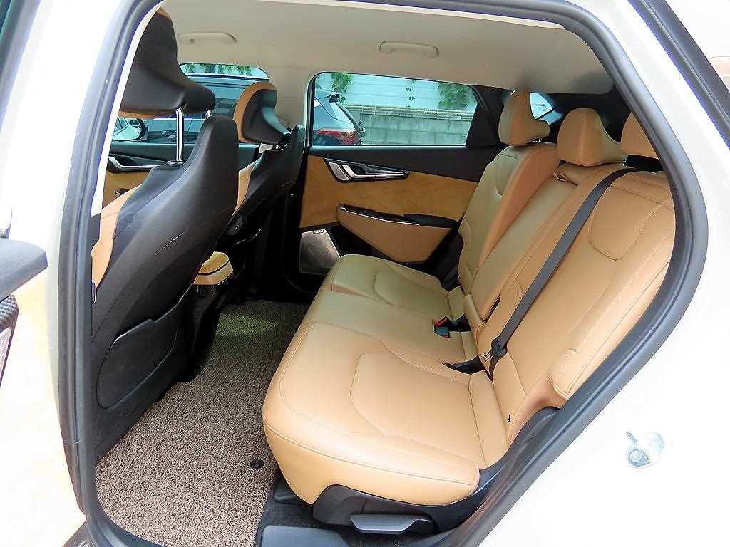 Kia EV6 — photo 06