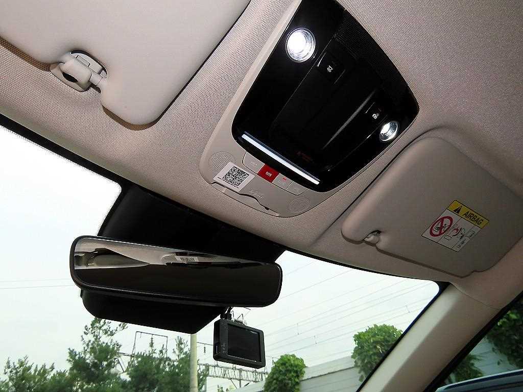 Kia EV6 — photo 16
