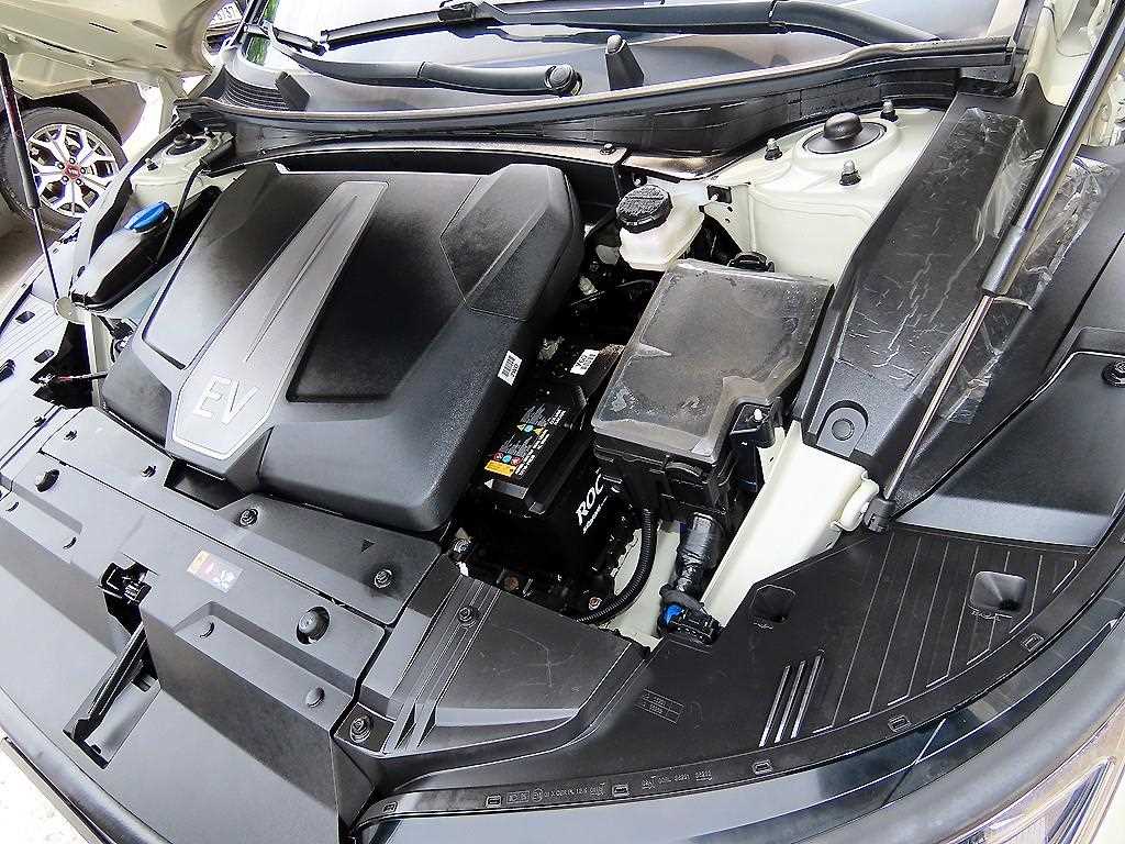 Kia EV6 — photo 19