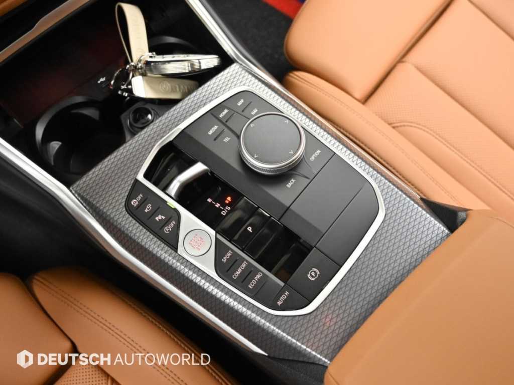 BMW 3-Series — photo 09