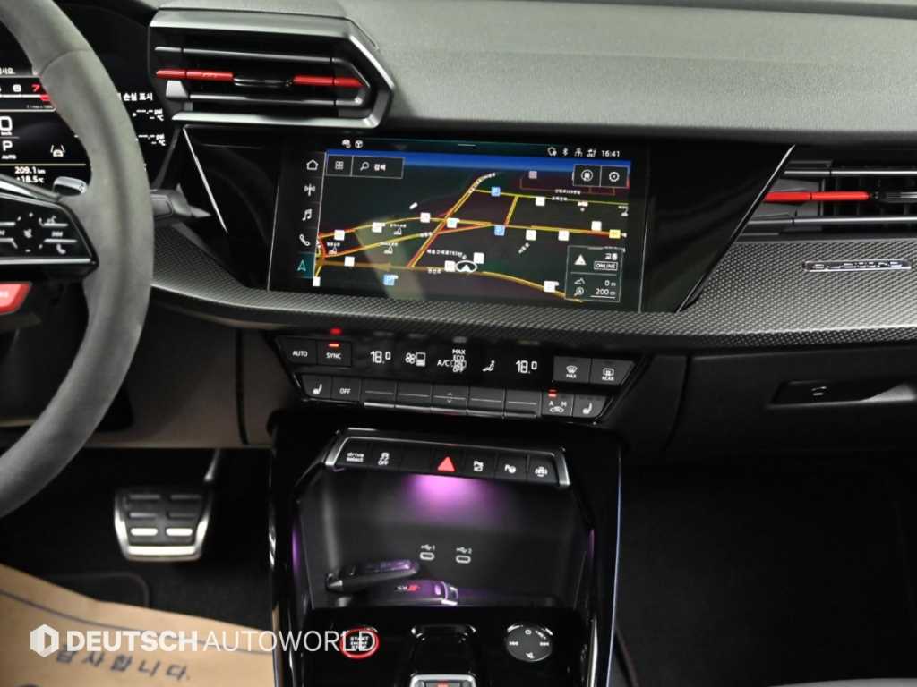 Audi RS3 — photo 15