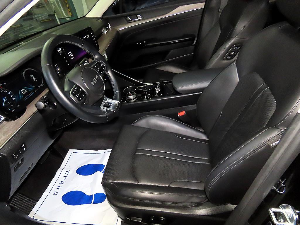Kia K5 — photo 06