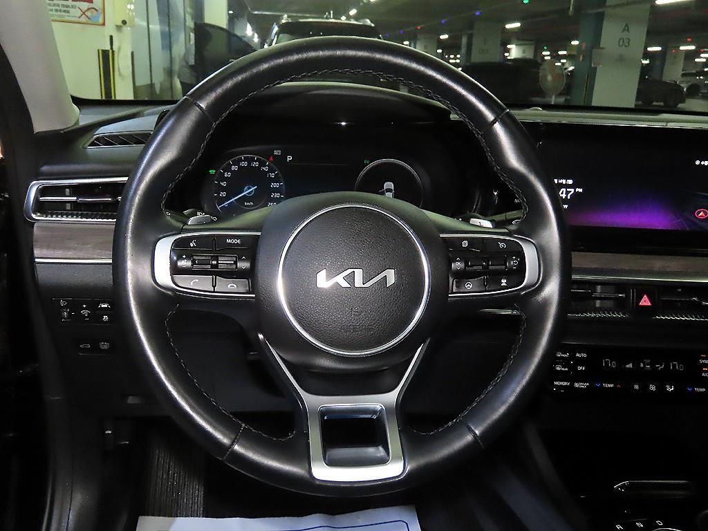 Kia K5 — photo 08