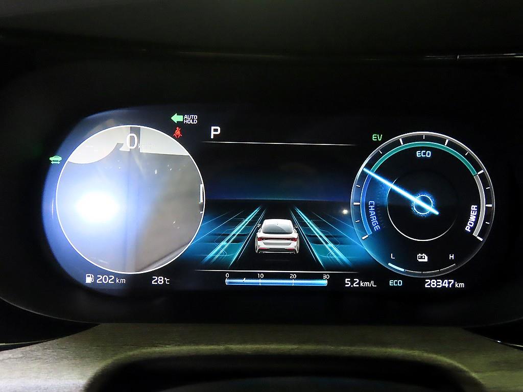 Kia K5 — photo 14