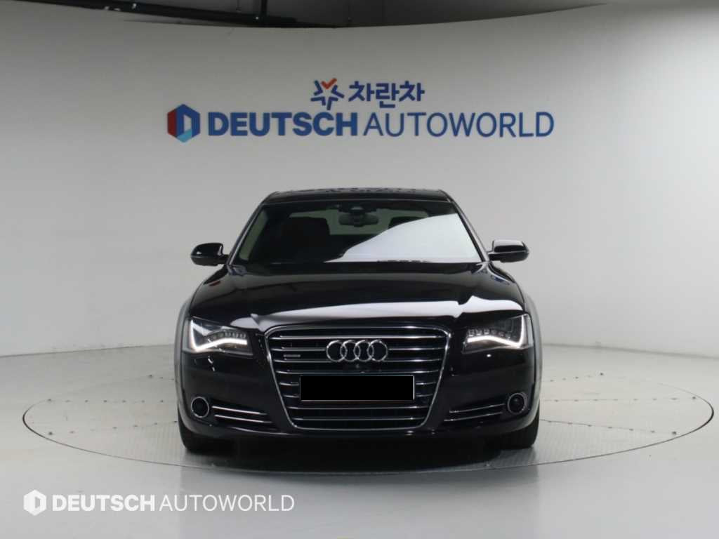 Audi A8 — photo 03
